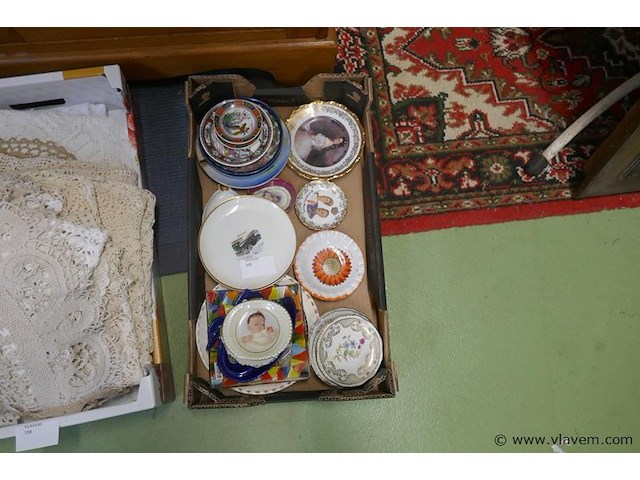 Diverse schaaltjes - afbeelding 1 van  1