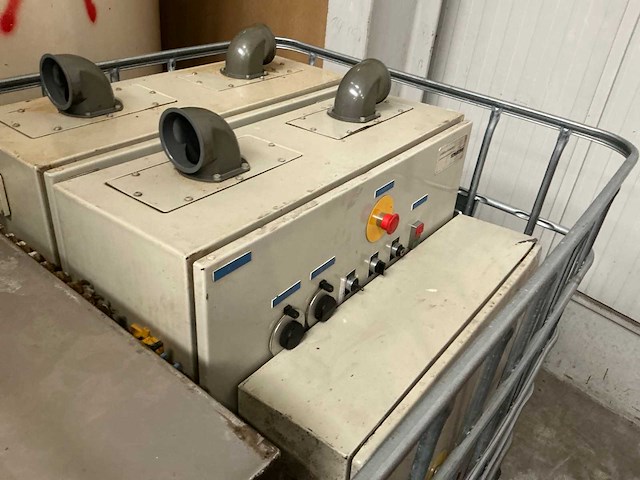 Diverse schakelkasten (4x) - afbeelding 5 van  6