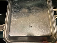 Diverse schalen kommen en kookpotten - afbeelding 3 van  5