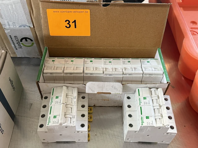Diverse schneider zekeringen - afbeelding 1 van  5