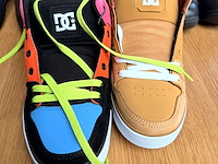 Diverse schoenen - afbeelding 2 van  2