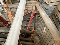 Diverse schroefstempels en steunen - afbeelding 7 van  9