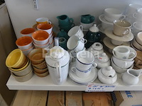 Diverse servies + display - afbeelding 6 van  12