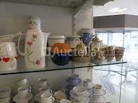 Diverse servies + display - afbeelding 11 van  12