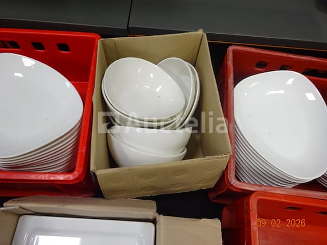 Diverse servies - afbeelding 4 van  18