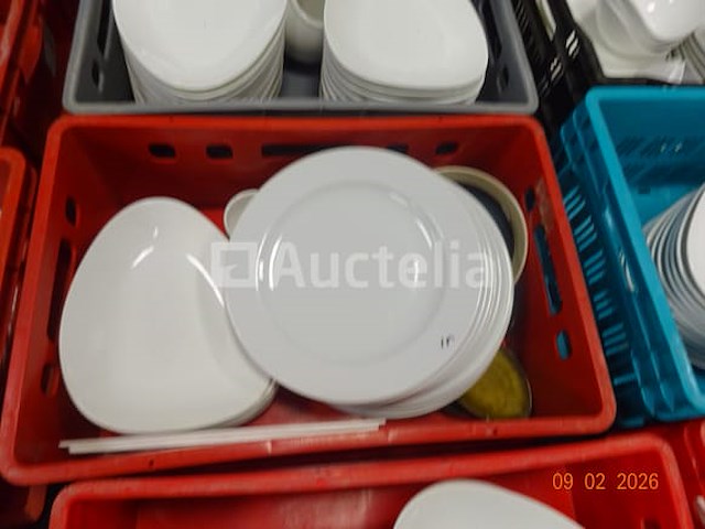 Diverse servies - afbeelding 9 van  18