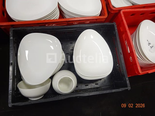 Diverse servies - afbeelding 15 van  18