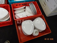 Diverse servies - afbeelding 16 van  18