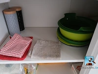 Diverse serviesgoed, verbruiksartikelen en huishoudelijke apparaten - afbeelding 6 van  17