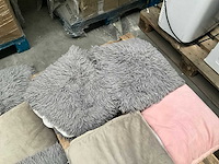 Diverse sierkussens (17x) - afbeelding 2 van  8