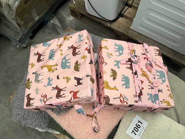 Diverse sierkussens (17x) - afbeelding 7 van  8