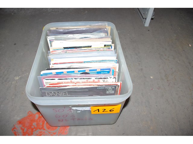Diverse singles - afbeelding 1 van  5