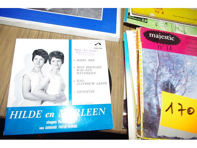 Diverse singles - afbeelding 4 van  4