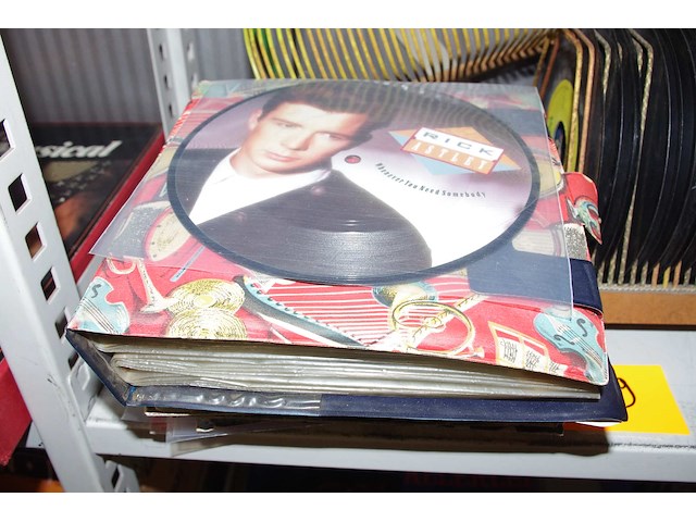 Diverse singles - afbeelding 2 van  2
