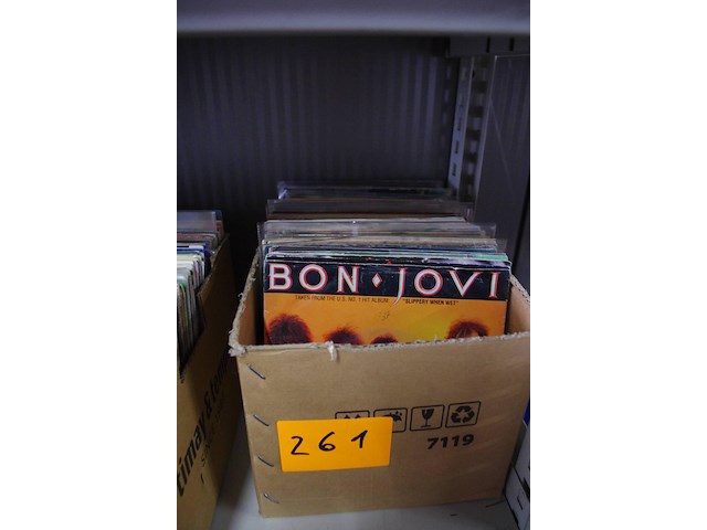Diverse singles - afbeelding 1 van  2