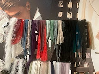 Diverse sjaals (50x) - afbeelding 1 van  21