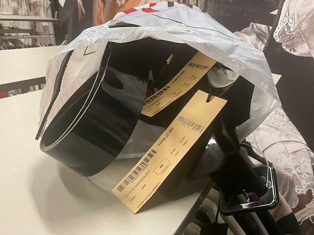 Diverse sjaals (50x) - afbeelding 14 van  21