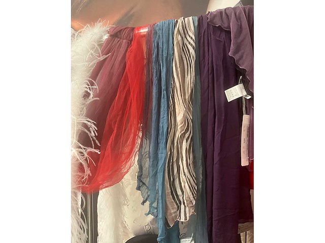 Diverse sjaals (50x) - afbeelding 17 van  21