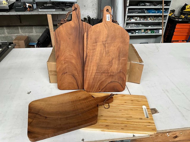 Diverse snijplanken hout (8x) - afbeelding 1 van  7