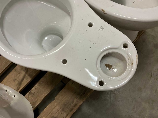 Diverse staande toiletten (3x) - afbeelding 6 van  9