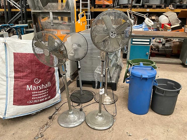 Diverse staande ventilatoren (4x) - afbeelding 1 van  3