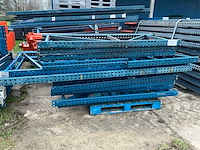 Diverse staanders (13x) - afbeelding 1 van  4