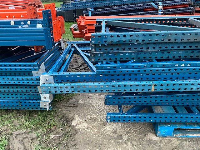 Diverse staanders (13x) - afbeelding 3 van  4