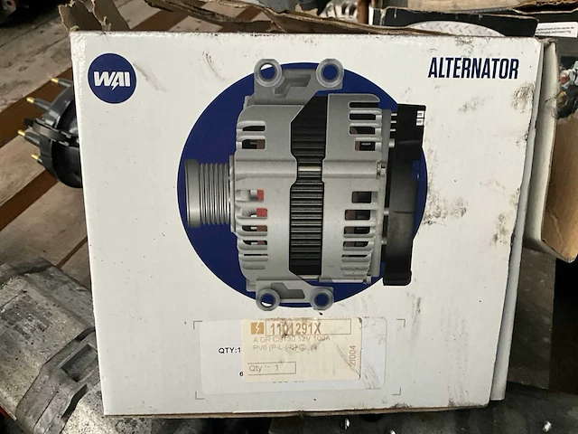 Diverse startmotoren. - afbeelding 6 van  11