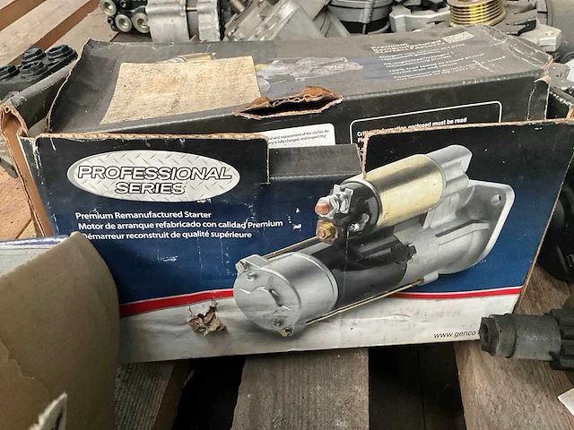 Diverse startmotoren. - afbeelding 7 van  11