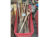 Diverse steelgereedschappen - afbeelding 1 van  3