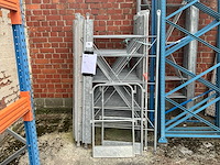 Diverse steigerframes (36x) - afbeelding 1 van  5