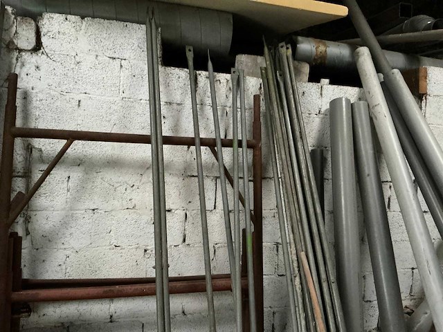 Diverse stelling toebehoren - afbeelding 5 van  6