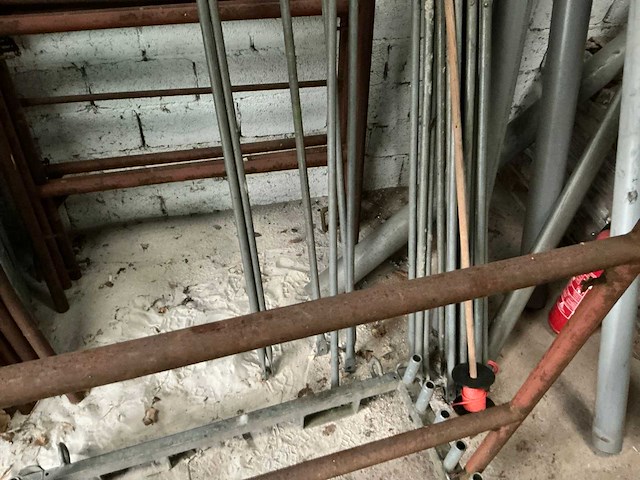 Diverse stelling toebehoren - afbeelding 6 van  6