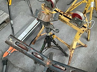 Diverse steunen (3x) - afbeelding 4 van  6