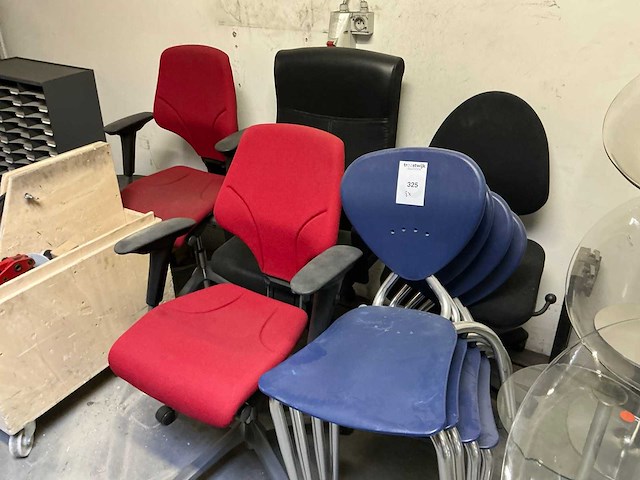 Diverse stoelen (8x) - afbeelding 1 van  3