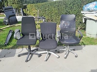 Diverse stoelen - afbeelding 5 van  7