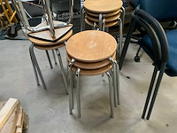 Diverse stoelen/krukken (36x) - afbeelding 11 van  14