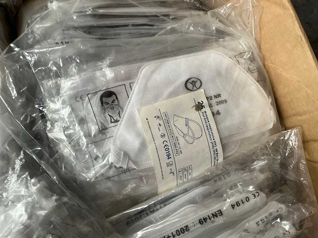 Diverse stofmasker (575x) - afbeelding 3 van  3