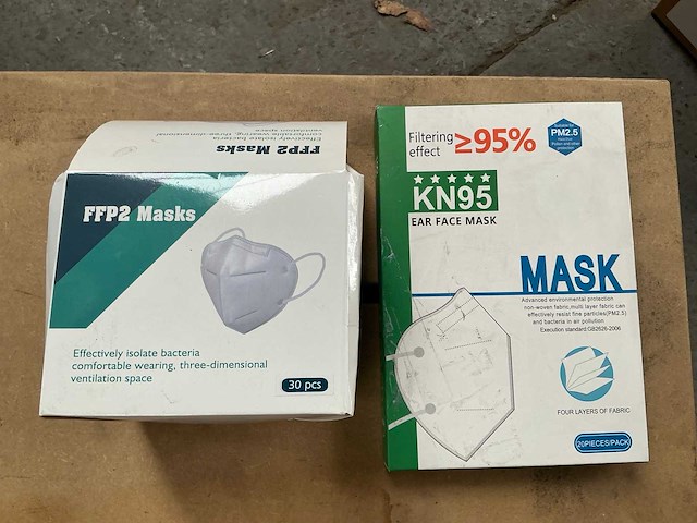 Diverse stofmaskers (800x) - afbeelding 1 van  4