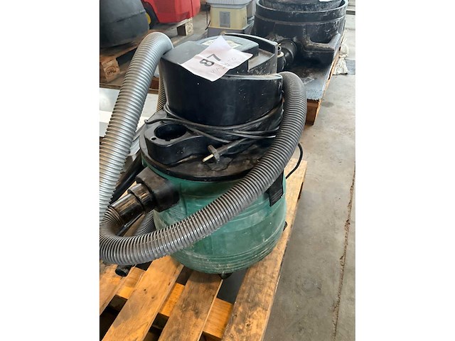 Diverse stofzuigers (2x) - afbeelding 6 van  11