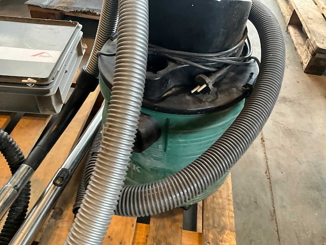 Diverse stofzuigers (2x) - afbeelding 7 van  11