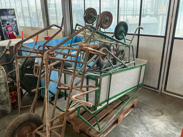 Diverse stootkarren (6x) - afbeelding 1 van  6