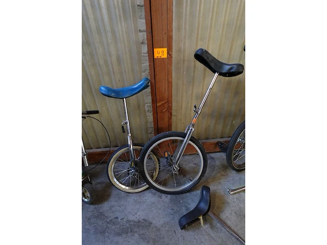 Diverse stuntfietsen - afbeelding 3 van  5
