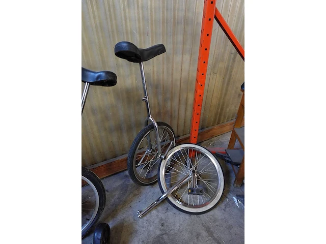 Diverse stuntfietsen - afbeelding 4 van  5