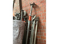 Diverse stutten en steunen - afbeelding 5 van  6