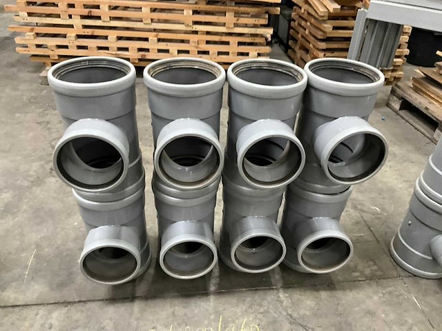 Diverse t-verbindingsstukken wavin (8x) - afbeelding 1 van  7