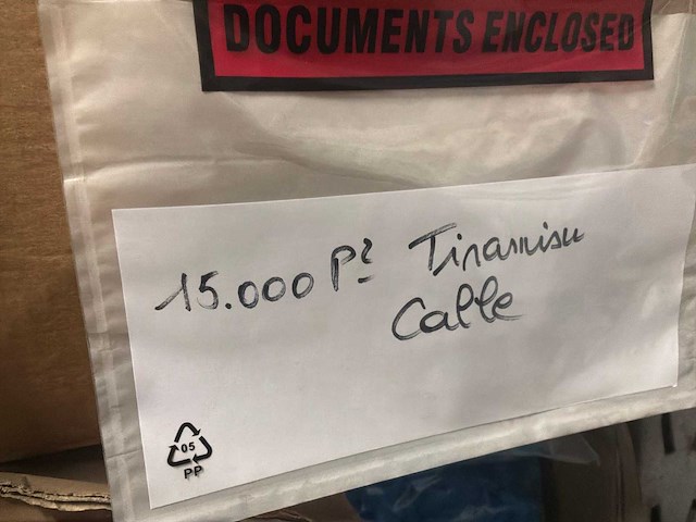 Diverse tabletten voor lavabo - afbeelding 3 van  11