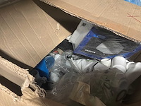 Diverse tabletten voor lavabo - afbeelding 5 van  11