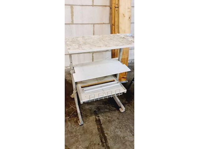 Diverse tafels (3x) - afbeelding 1 van  4