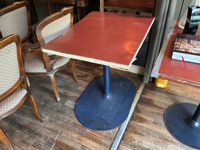 Diverse tafels (3x) - afbeelding 4 van  4